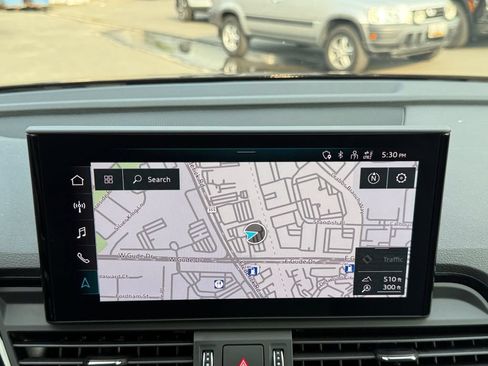 Used 2023 Audi Q5 2.0T Premium Plus w/ Premium Plus Package AWD/4WD image 16