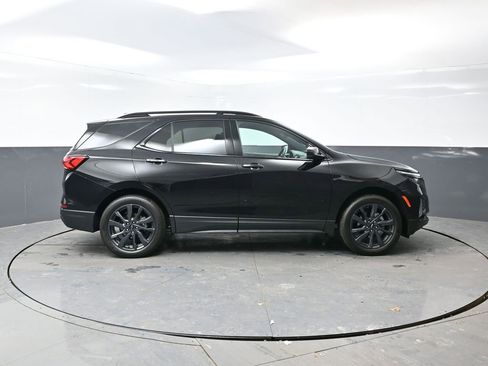 Used 2024 Chevrolet Equinox RS image 4