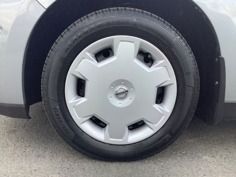 Used 2009 Nissan Versa 1.8 S w/ PWR Pkg image 18