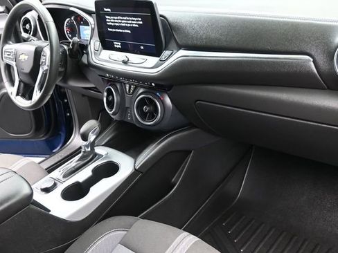 Used 2023 Chevrolet Blazer LT image 28