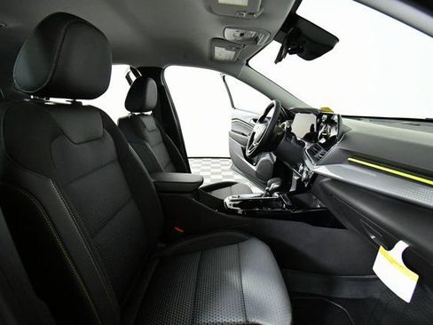 New 2026 Chevrolet Trax LT w/ Driver Confidence Package FWD image 22