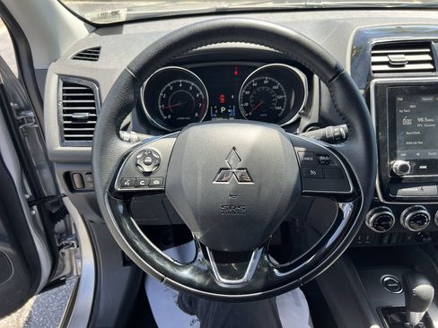 Used 2025 Mitsubishi Outlander Sport SE AWD/4WD image 18