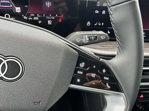 New 2025 Audi Q5 Premium image 34