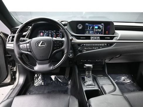 Used 2019 Lexus ES 350 w/ Premium Package FWD image 18