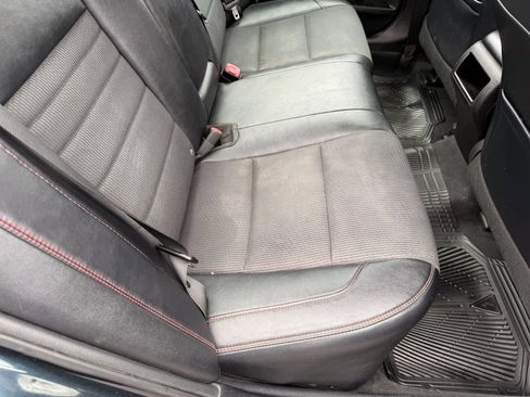 Used 2017 Toyota Camry SE image 10