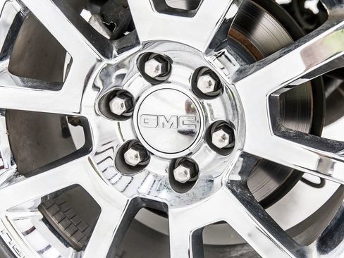 Used 2017 GMC Sierra 1500 Denali AWD/4WD image 40