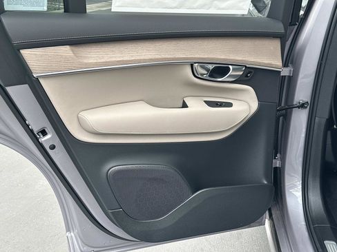 New 2026 Volvo XC90 B6 Plus image 16