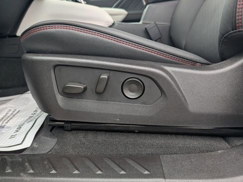 Used 2026 GMC Canyon AT4X image 10