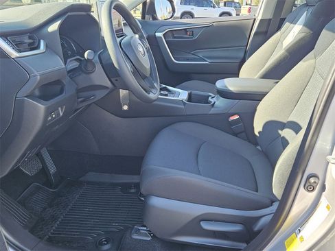 New 2025 Toyota RAV4 LE image 5