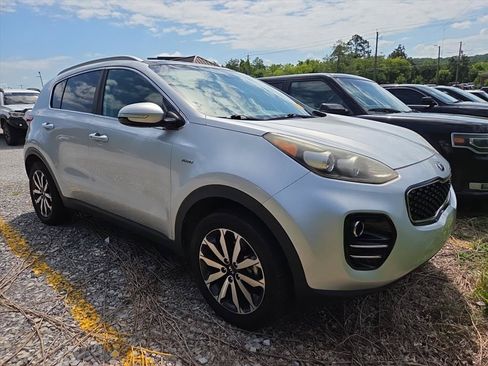 Used 2017 Kia Sportage EX w/ EX Premium Package AWD/4WD image 2