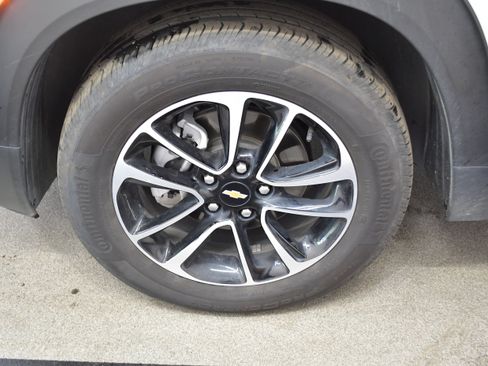 Used 2025 Chevrolet TrailBlazer LT FWD image 37