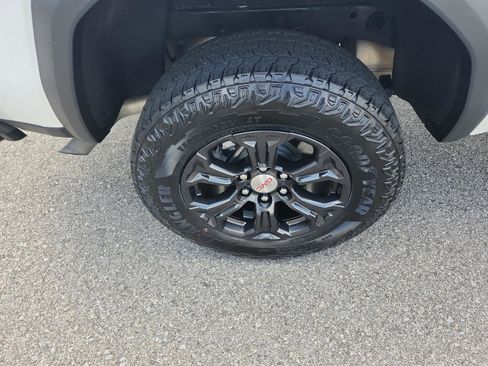 Certified 2023 GMC Canyon Elevation w/ Convenience Package image 7