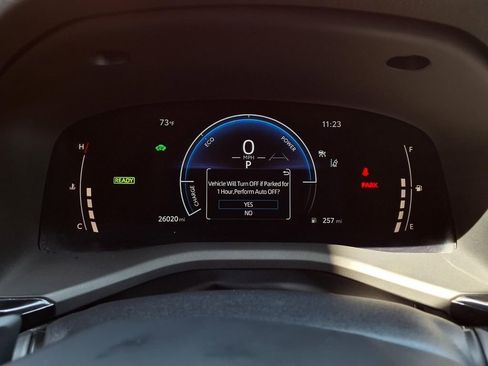 Certified 2025 Toyota Camry SE FWD image 13