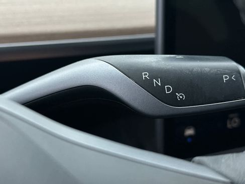 Used 2023 Tesla Model Y Performance AWD/4WD image 24
