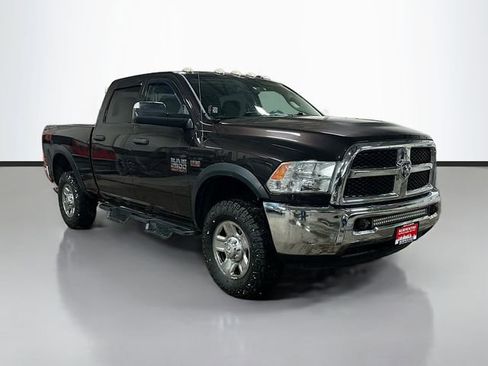 Used 2016 RAM 2500 Tradesman w/ Chrome Appearance Group image 3