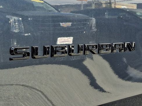 Certified 2021 Chevrolet Suburban RST w/ Luxury Package image 29