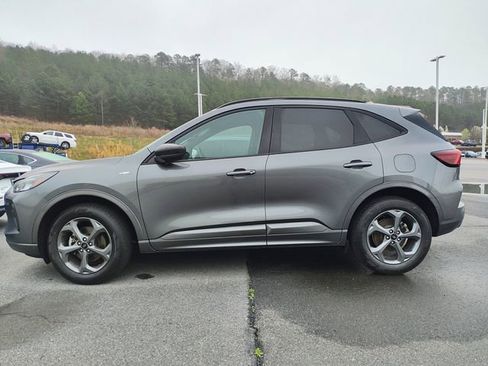 Used 2024 Ford Escape ST-Line image 2