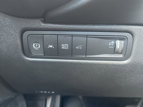 New 2025 Chevrolet Equinox EV RS w/ Convenience Package II image 17