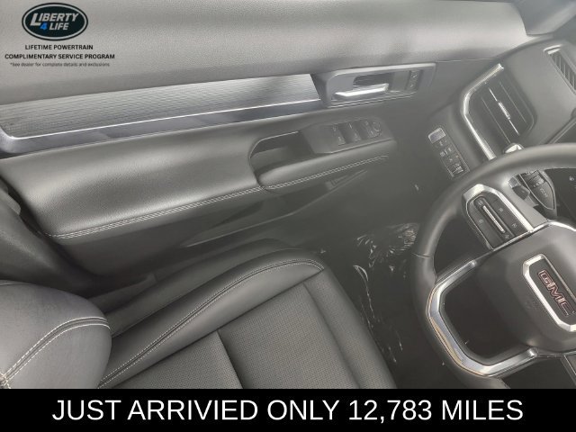 Used 2026 GMC Terrain Elevation w/ Elevation Premium Package AWD/4WD image 30