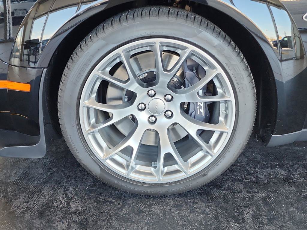 Used 2023 Dodge Challenger SRT Hellcat Redeye RWD image 5