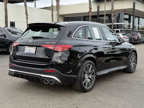 Used 2025 Mercedes-Benz GLC 43 AMG 4MATIC image 9