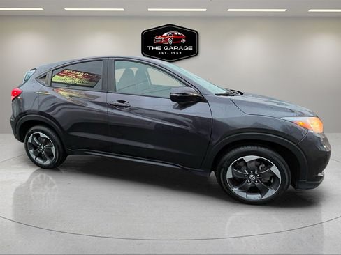 Used 2018 Honda HR-V EX image 7