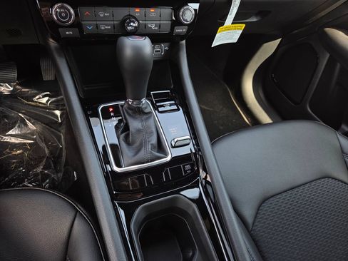 New 2026 Jeep Compass Latitude AWD/4WD image 10