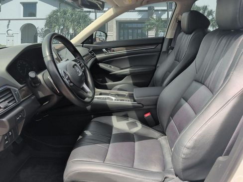 Used 2022 Honda Accord EX-L image 11