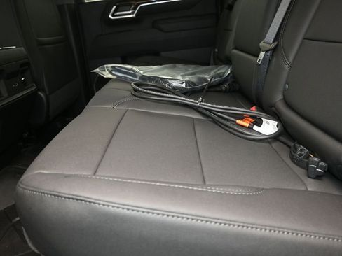 New 2026 Chevrolet Silverado 3500 LT w/ All Star Edition AWD/4WD image 16