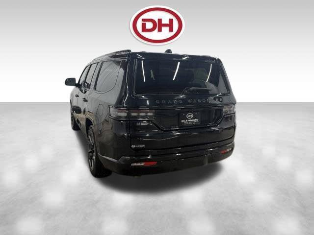 Used 2024 Jeep Grand Wagoneer Series III w/ Rear Seat Video Group 1 AWD/4WD image 9
