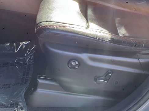 Used 2023 Dodge Durango GT image 14