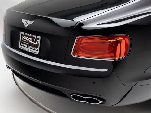 Used 2018 Bentley Flying Spur S V8 AWD/4WD image 38