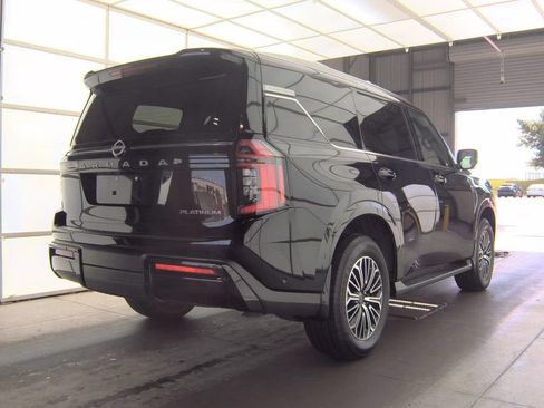 Certified 2025 Nissan Armada Platinum w/ Convenience Package AWD/4WD image 8