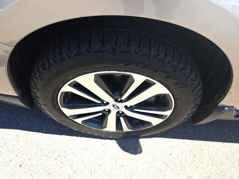 Used 2018 Subaru Outback 2.5i Limited image 39