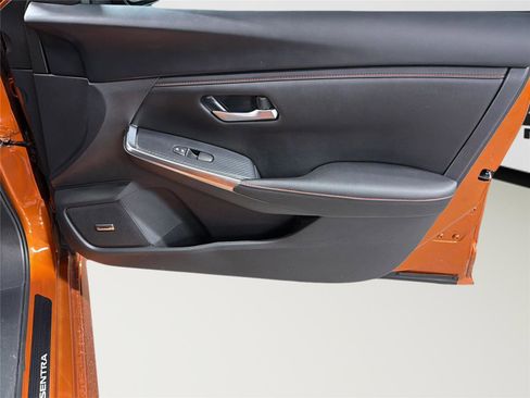 Used 2024 Nissan Sentra SR w/ SR Premium Package image 31