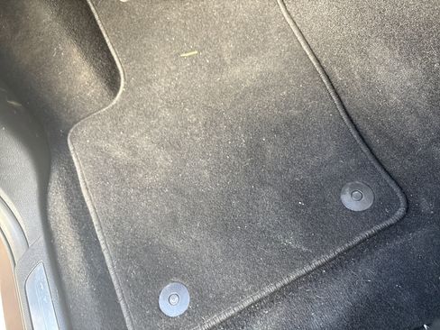 Used 2020 Jeep Grand Cherokee Limited w/ Luxury Group II image 16