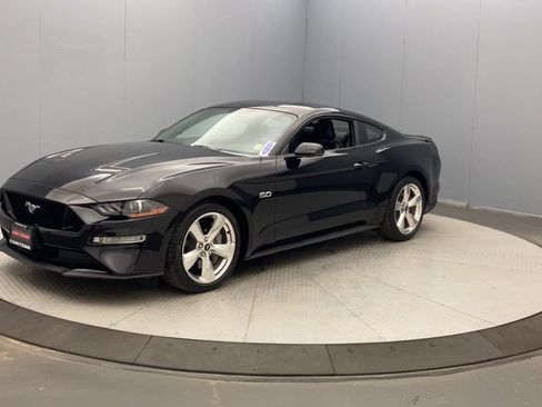 Used 2018 Ford Mustang GT Premium w/ Enhanced Security Package RWD image 9