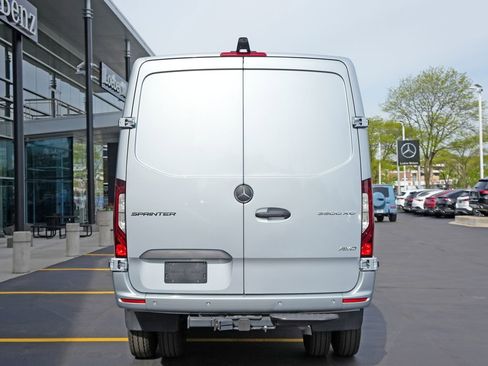 Used 2026 Mercedes-Benz Sprinter 3500 image 4