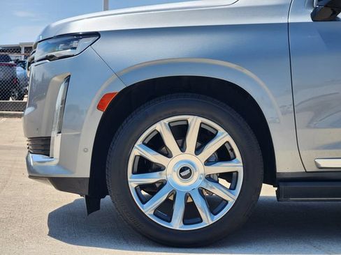 Used 2023 Cadillac Escalade Premium Luxury Platinum RWD image 8