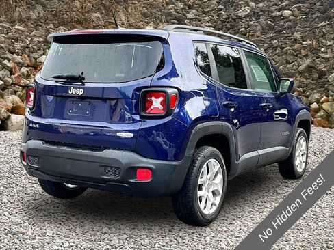 Used 2017 Jeep Renegade Latitude AWD/4WD image 2