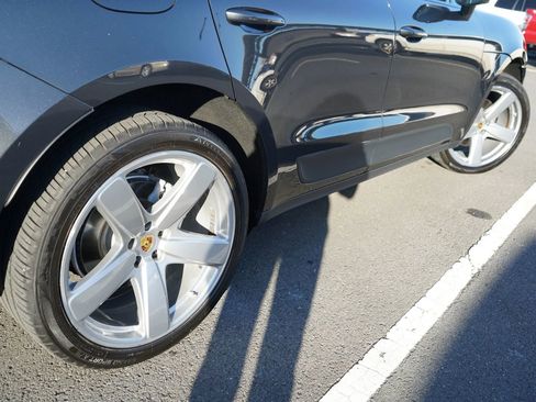 Used 2018 Porsche Macan S image 7