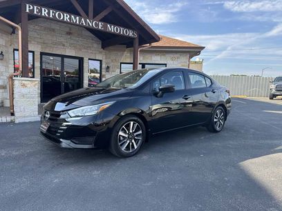 Used 2025 Nissan Versa SV w/ Trunk Package