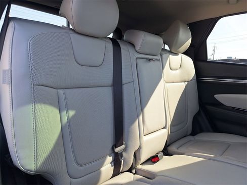 Used 2024 Hyundai Tucson Limited image 29