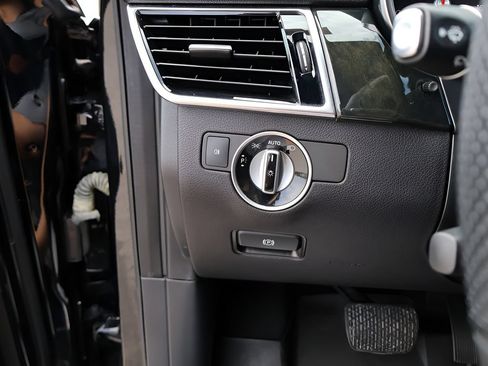 Used 2017 Mercedes-Benz GLE 350 4MATIC image 37
