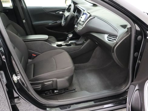 Used 2024 Chevrolet Malibu LT FWD image 37