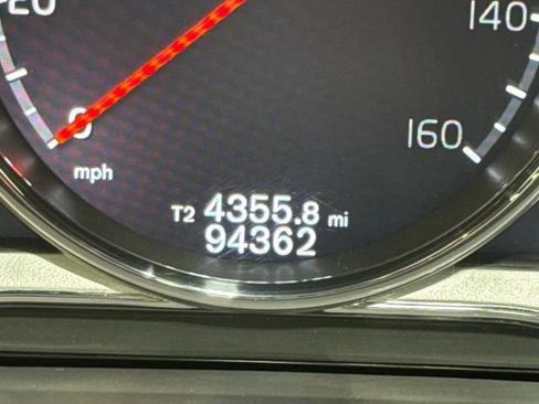 Used 2018 Volvo S60 T5 Dynamic w/ Vision Package image 18