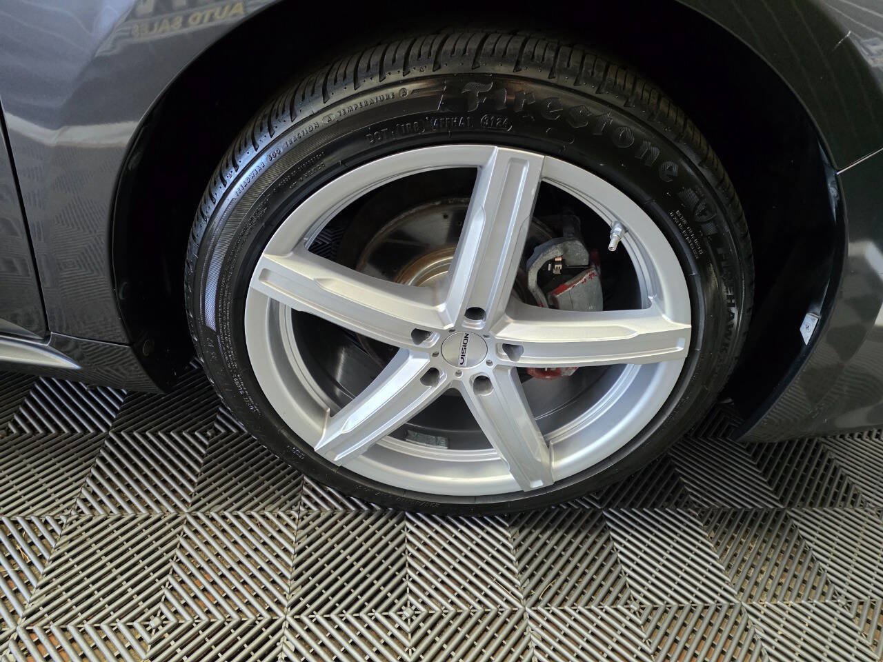 Used 2014 Toyota Avalon XLE Touring FWD image 39