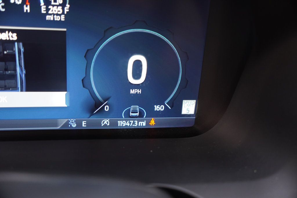 Used 2024 Ford Expedition Platinum AWD/4WD image 41