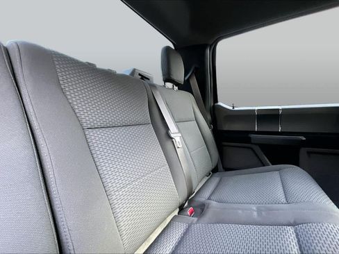 Used 2016 Ford F150 XLT w/ Equipment Group 301A Mid AWD/4WD image 17