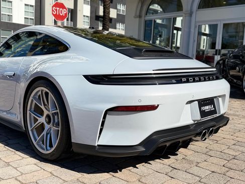 Used 2026 Porsche 911 GT3 RWD image 19